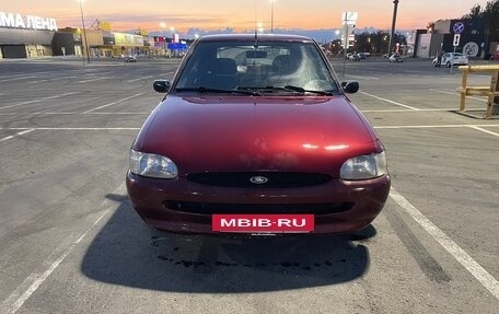 Ford Escort V, 1997 год, 350 000 рублей, 2 фотография
