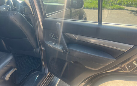 Mitsubishi Pajero IV, 2012 год, 2 100 000 рублей, 8 фотография