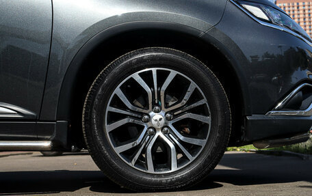 Mitsubishi Outlander III рестайлинг 3, 2015 год, 1 920 000 рублей, 22 фотография
