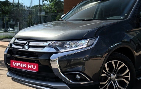 Mitsubishi Outlander III рестайлинг 3, 2015 год, 1 920 000 рублей, 21 фотография