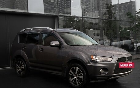 Mitsubishi Outlander III рестайлинг 3, 2010 год, 1 030 000 рублей, 3 фотография