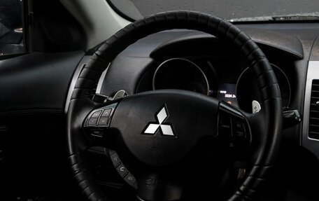 Mitsubishi Outlander III рестайлинг 3, 2010 год, 1 030 000 рублей, 12 фотография