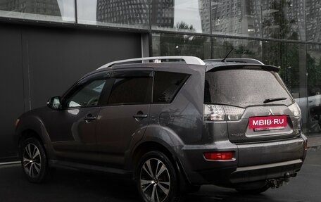 Mitsubishi Outlander III рестайлинг 3, 2010 год, 1 030 000 рублей, 7 фотография