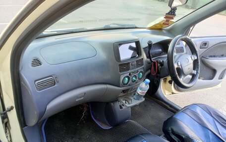 Toyota Raum I, 1998 год, 360 000 рублей, 10 фотография