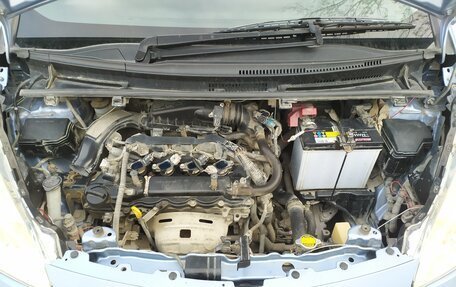 Toyota Ractis II, 2010 год, 750 000 рублей, 16 фотография