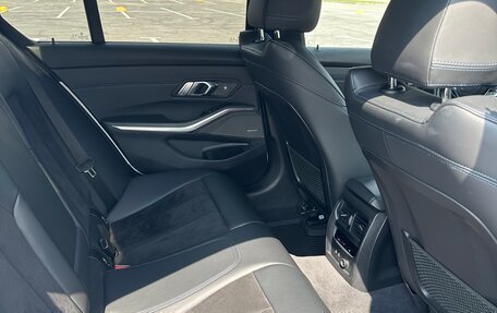 BMW 3 серия, 2019 год, 4 300 000 рублей, 12 фотография
