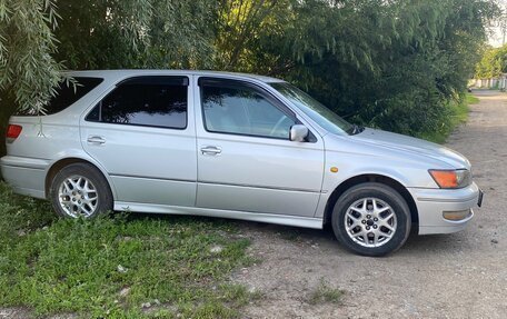 Toyota Vista V30, 1999 год, 495 000 рублей, 2 фотография
