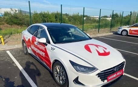 Hyundai Sonata VIII, 2021 год, 2 500 000 рублей, 3 фотография