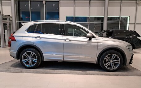 Volkswagen Tiguan II, 2018 год, 2 780 000 рублей, 5 фотография