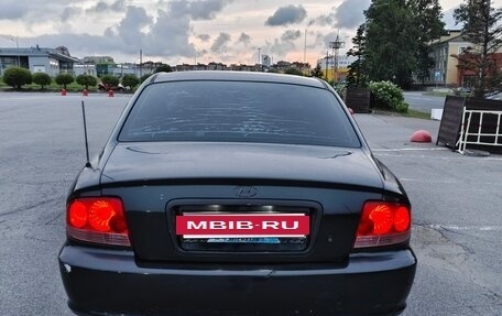 Hyundai Sonata IV рестайлинг, 2004 год, 285 000 рублей, 6 фотография