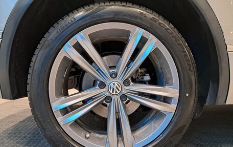 Volkswagen Tiguan II, 2018 год, 2 780 000 рублей, 22 фотография