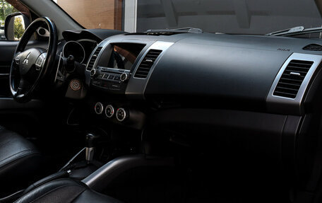 Mitsubishi Outlander III рестайлинг 3, 2007 год, 947 000 рублей, 9 фотография