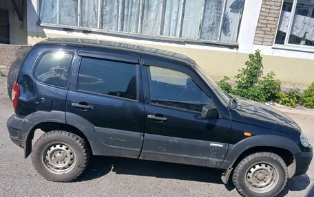 Chevrolet Niva I рестайлинг, 2011 год, 330 000 рублей, 3 фотография