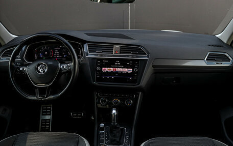 Volkswagen Tiguan II, 2019 год, 2 495 000 рублей, 11 фотография