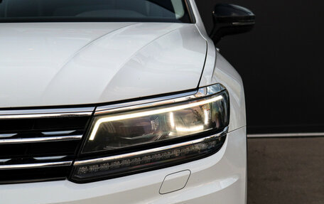 Volkswagen Tiguan II, 2019 год, 2 495 000 рублей, 23 фотография