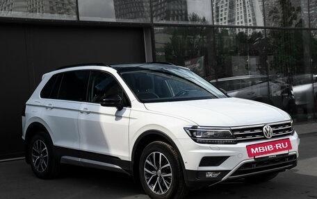 Volkswagen Tiguan II, 2019 год, 2 495 000 рублей, 3 фотография