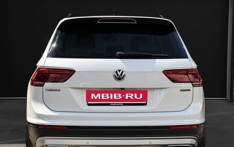 Volkswagen Tiguan II, 2019 год, 2 495 000 рублей, 6 фотография
