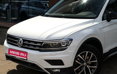 Volkswagen Tiguan II, 2019 год, 2 495 000 рублей, 21 фотография