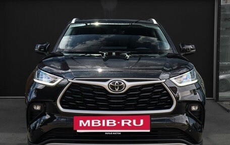 Toyota Highlander, 2023 год, 5 200 000 рублей, 2 фотография