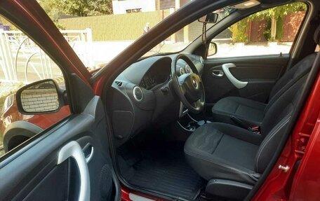 Renault Sandero I, 2014 год, 770 000 рублей, 3 фотография