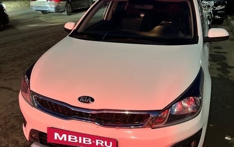 KIA Rio IV, 2018 год, 1 100 000 рублей, 7 фотография