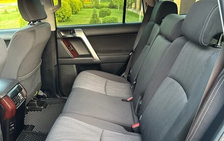 Toyota Land Cruiser Prado 150 рестайлинг 2, 2013 год, 3 100 000 рублей, 8 фотография