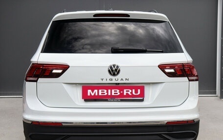 Volkswagen Tiguan II, 2022 год, 2 690 000 рублей, 6 фотография
