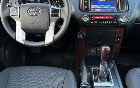 Toyota Land Cruiser Prado 150 рестайлинг 2, 2013 год, 3 100 000 рублей, 7 фотография