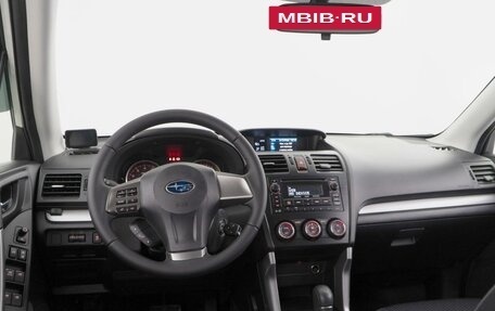 Subaru Forester, 2014 год, 1 650 000 рублей, 6 фотография