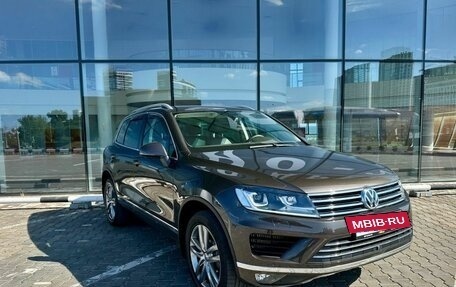 Volkswagen Touareg III, 2017 год, 3 490 000 рублей, 2 фотография