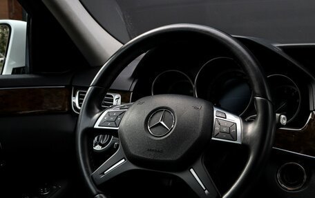 Mercedes-Benz E-Класс, 2015 год, 2 350 000 рублей, 13 фотография