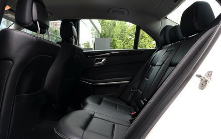 Mercedes-Benz E-Класс, 2015 год, 2 350 000 рублей, 10 фотография