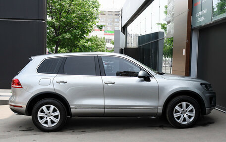 Volkswagen Touareg III, 2018 год, 3 050 000 рублей, 4 фотография