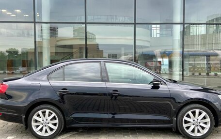 Volkswagen Jetta VI, 2013 год, 995 000 рублей, 4 фотография