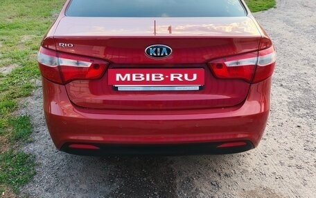 KIA Rio III рестайлинг, 2013 год, 900 000 рублей, 6 фотография