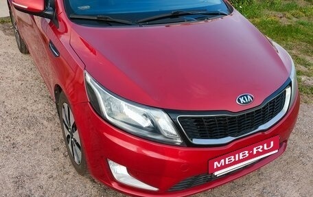 KIA Rio III рестайлинг, 2013 год, 900 000 рублей, 3 фотография