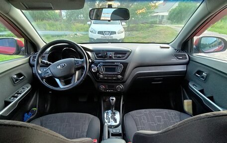 KIA Rio III рестайлинг, 2013 год, 900 000 рублей, 11 фотография
