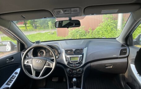 Hyundai Solaris II рестайлинг, 2012 год, 740 000 рублей, 15 фотография