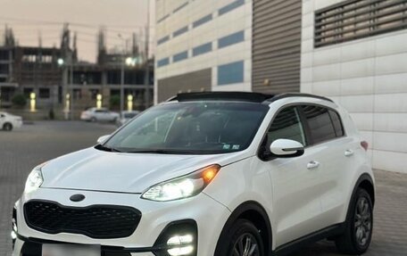 KIA Sportage IV рестайлинг, 2021 год, 2 100 000 рублей, 2 фотография