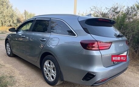 KIA cee'd III, 2022 год, 1 950 000 рублей, 2 фотография