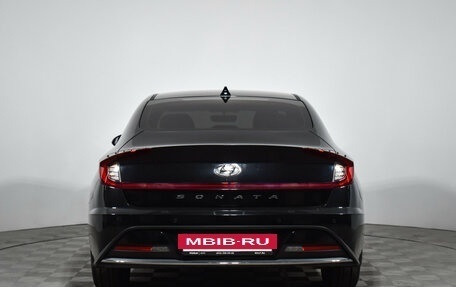 Hyundai Sonata VIII, 2021 год, 1 990 000 рублей, 6 фотография