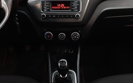 KIA Rio III рестайлинг, 2016 год, 920 000 рублей, 16 фотография