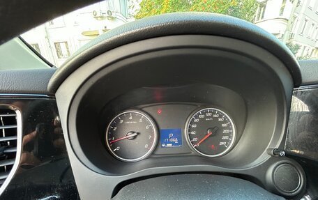 Mitsubishi Outlander III рестайлинг 3, 2014 год, 1 450 000 рублей, 5 фотография