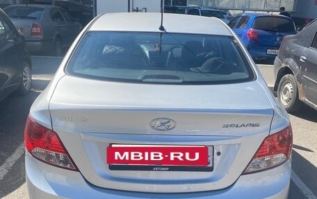 Hyundai Solaris II рестайлинг, 2013 год, 740 000 рублей, 4 фотография