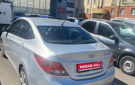 Hyundai Solaris II рестайлинг, 2013 год, 740 000 рублей, 6 фотография