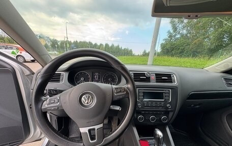 Volkswagen Jetta VI, 2013 год, 770 000 рублей, 10 фотография