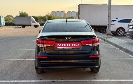 KIA Rio III рестайлинг, 2015 год, 900 000 рублей, 6 фотография