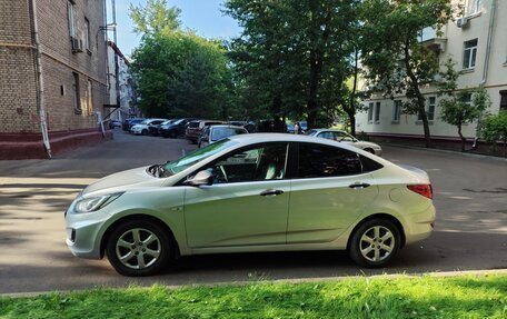 Hyundai Solaris II рестайлинг, 2014 год, 750 000 рублей, 10 фотография