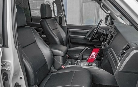 Mitsubishi Pajero IV, 2021 год, 4 099 000 рублей, 12 фотография