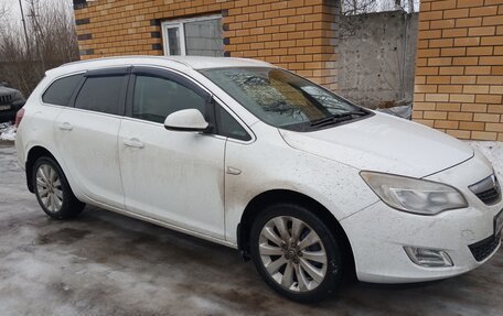 Opel Astra J, 2012 год, 800 000 рублей, 15 фотография